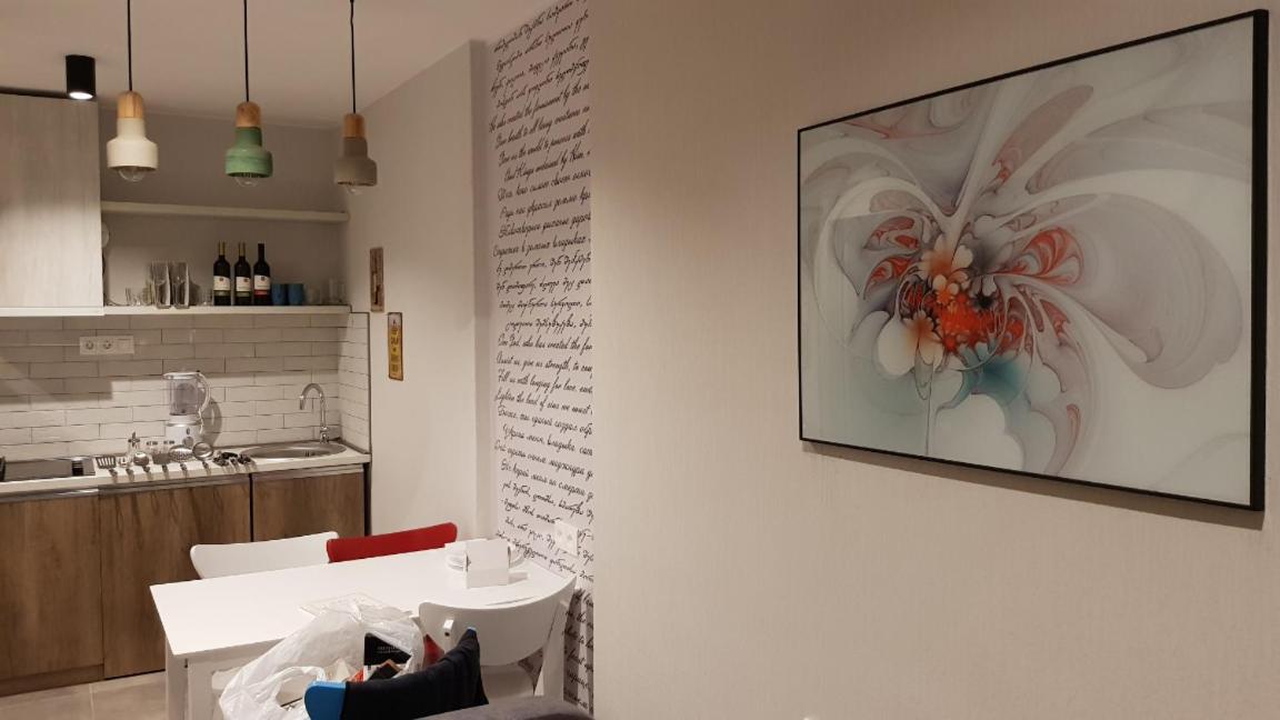 Your Home In Tbilisi: Cosy Stay In The Old City 外观 照片